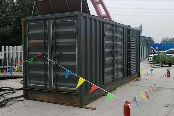 尉犁发电机租赁空气滤清器多久更换一次？